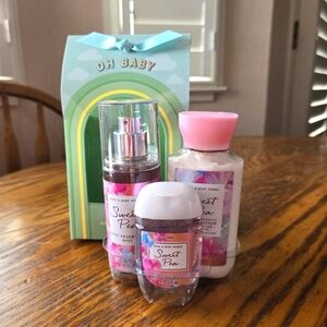 🧴🛁NWT‼️ Bath & Body Works "Sweet Pea: Oh Baby" Gift Set
